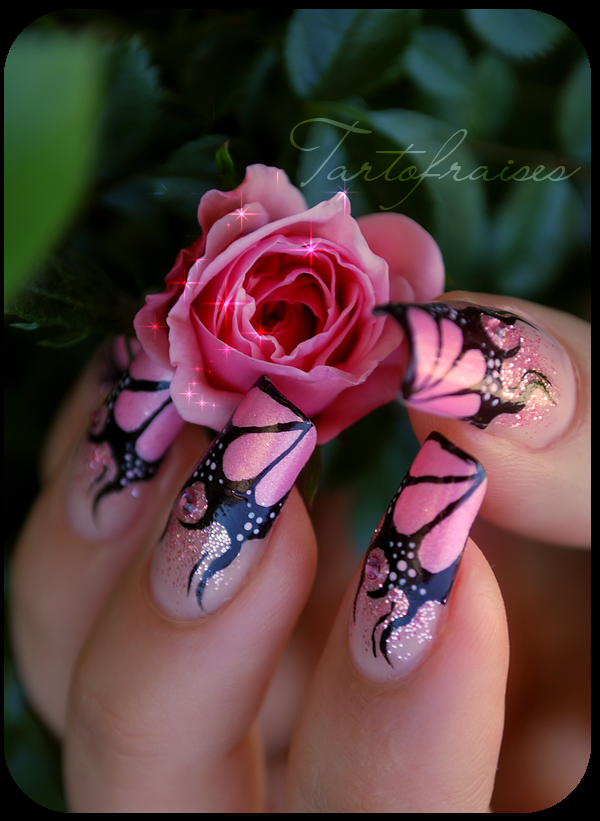 32 Really Cool Nail Art Designs for Inspiration - TutorialChip