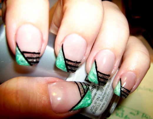 9. Black and White Triangle Nail Designs - wide 4
