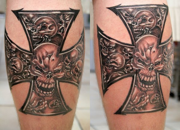 Black Ink Iron Cross Tattoo Design